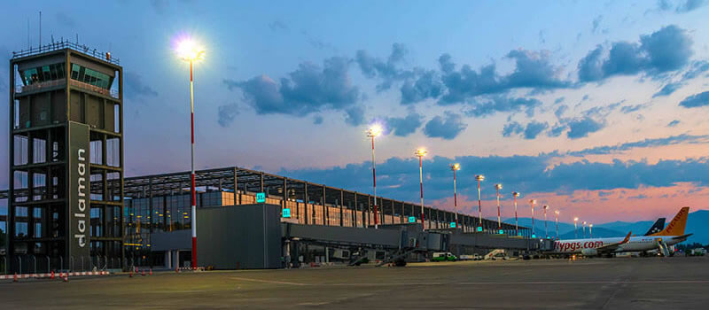 dlm_autovermietung_am_flughafen_dalaman